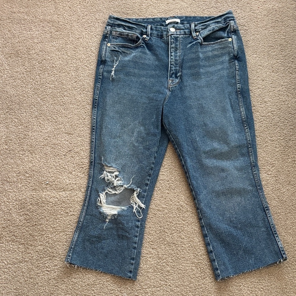 Good American Blue Distressed Flare cropped jeans size 15